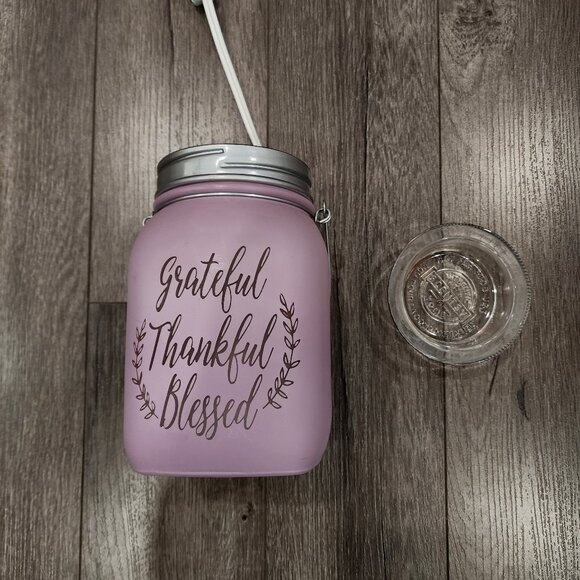 Scentsy Warmer in "Grateful, Thankful, Blessed" - Picture 1 of 2